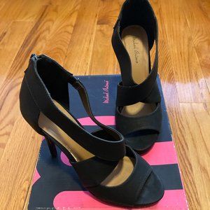 Women's Michael Antonio Black Zipper back Stilteto Heels Size 8